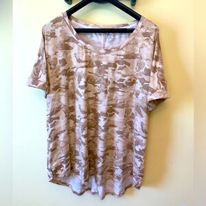 Very Comfy Top in Camouflage 2X
